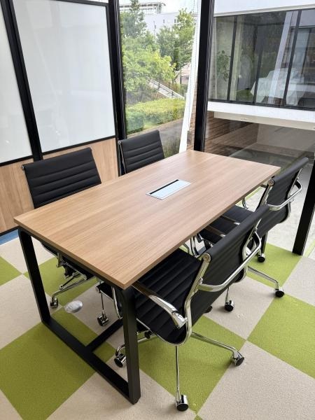 【面談ブース】登録面談やご来社時に使用